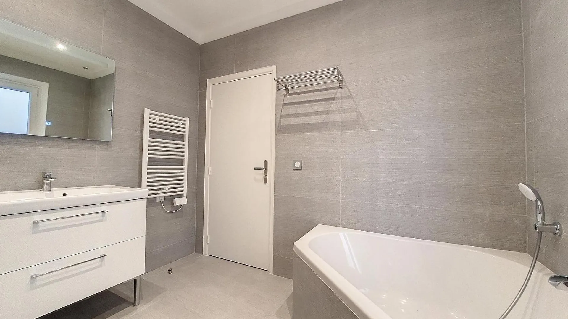 Nestor&Jeeves - Brise De Nice - Balcony - Central Apartment